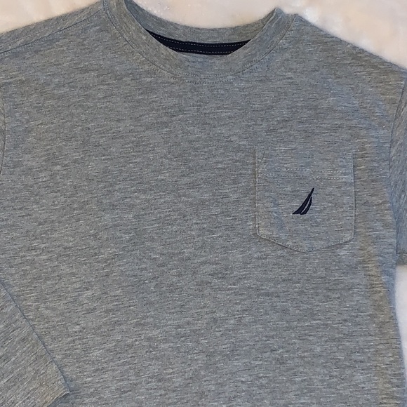 Nautica Boys Gray Long Sleeve Shirt 8 EUC - Picture 2 of 11